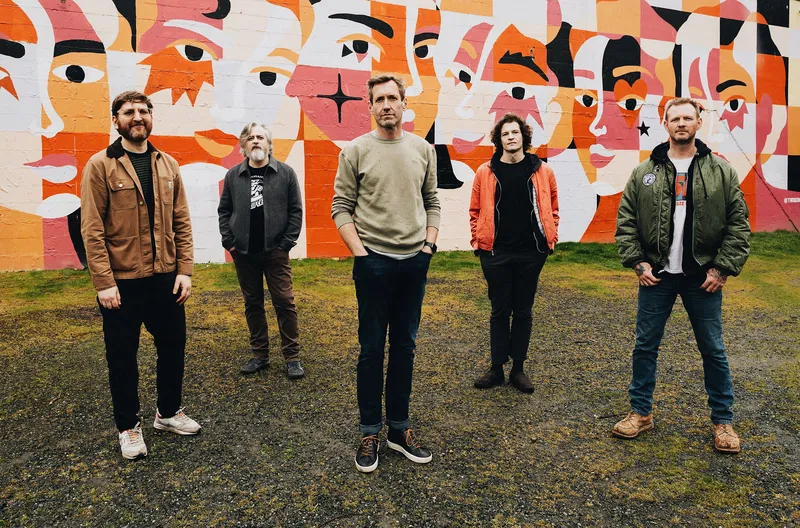Minus the Bear Celebrates Menos El Oso: A 20th Anniversary Rock Revelation in Boston!