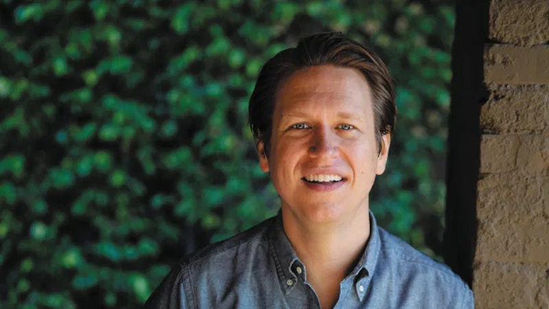 Laugh Riot Alert: Pete Holmes Takes the Stage at DC's Lincoln Theatre!