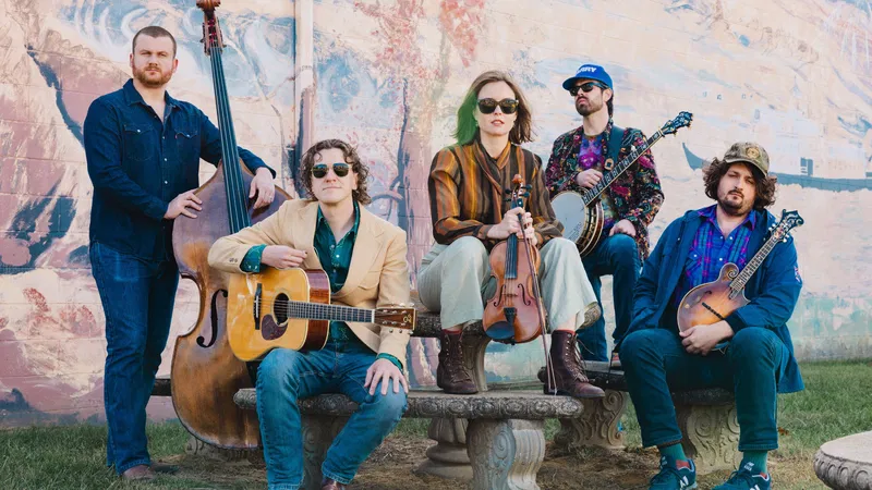 East Nash Grass & AJ Lee: Charlottesville Bluegrass!