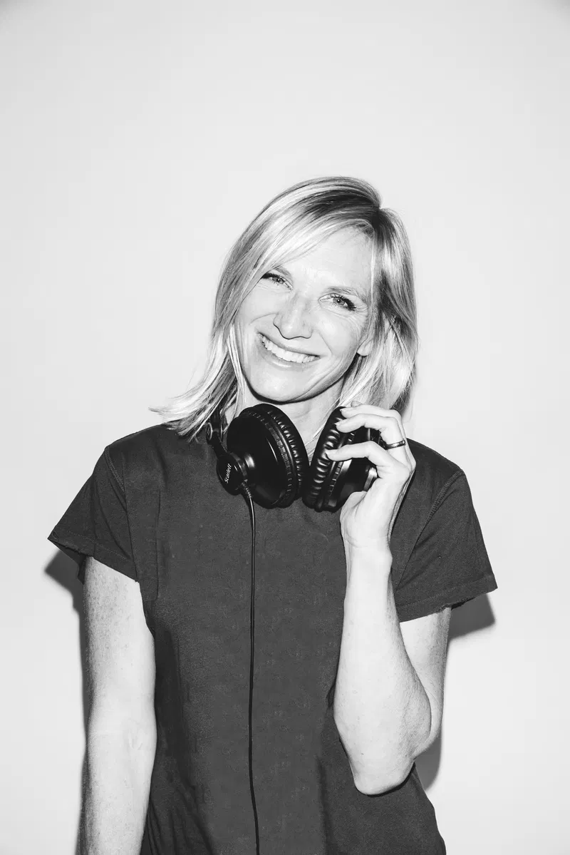 Relive the 90s: Jo Whiley's Anthems Night at Glasgow's Iconic O2 Academy