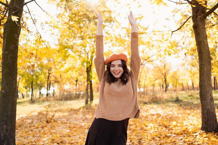 Capture Autumn's Magic: Private Hyde Park Photoshoot in London