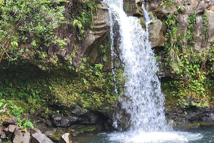 Discover Hana's Wonders: A Personalized Maui Road Trip