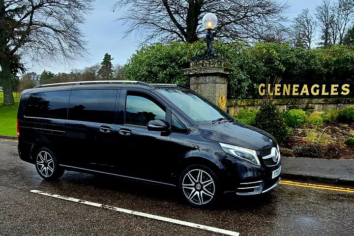 Luxury Edinburgh-Gleneagles Transfer: Arrive in Style