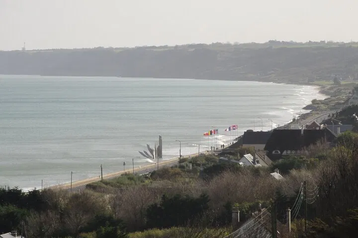 Normandy Unveiled: A Luxurious 5-Day Private Tour from Paris