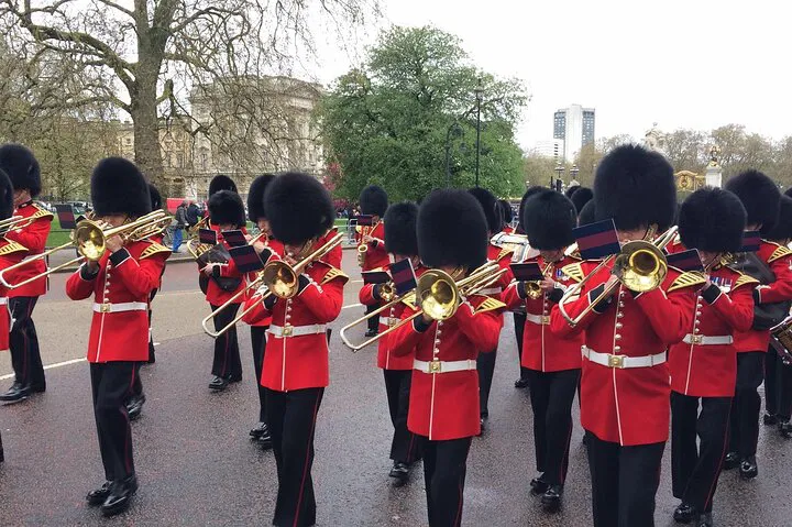 Royal Majesty: Exclusive Private Tour of Windsor Castle