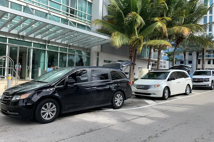 LAX to Garden Grove Private Transfer: Easy & Safe!