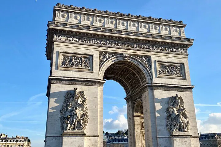 Parisian Immersion: Montmartre, Latin Quarter & Sainte-Chapelle Small Group Tour