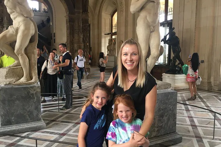 Louvre Tour for Kids: Skip-the-Line Family Adventure