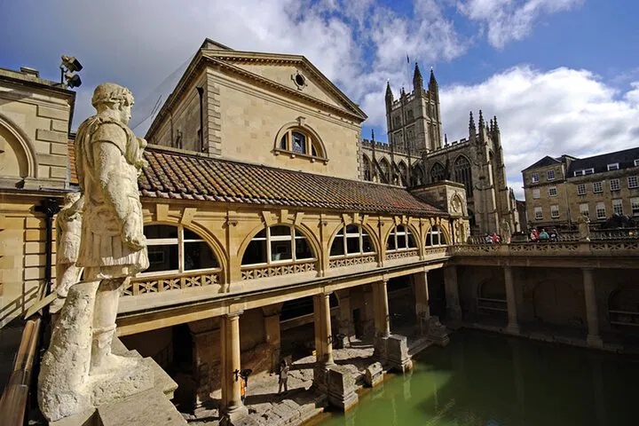 Bath Family Tour: Ancient City Fun for Kids!