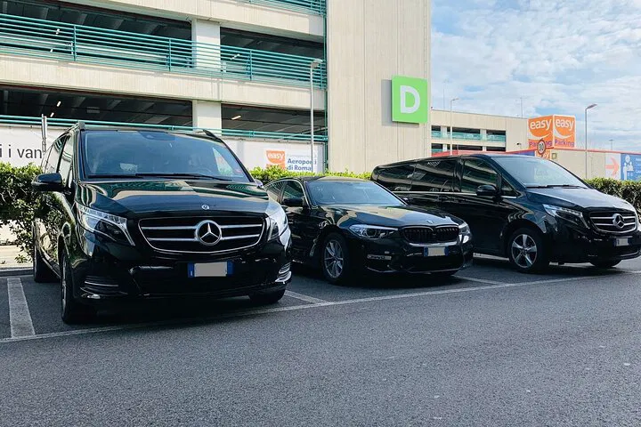 Stress-Free Cannes Port to Nice Airport Transfer: Private & Punctual