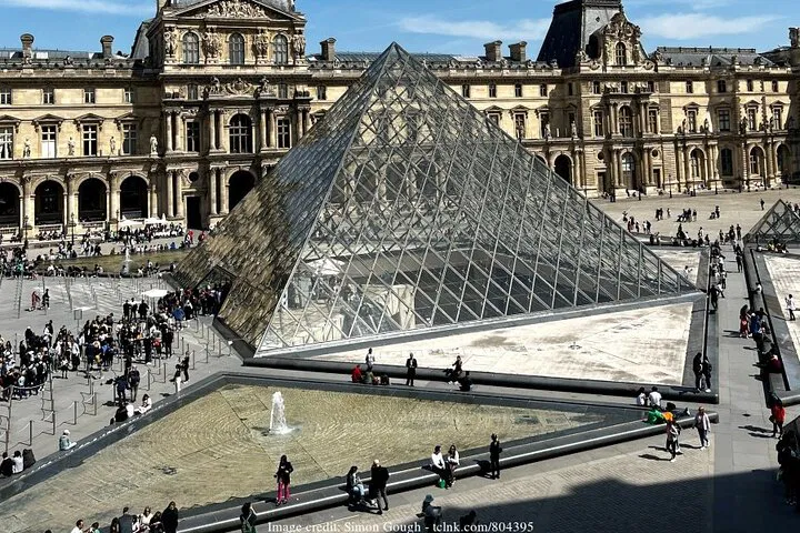 Unveiling Louvre's Masterpieces: A Private Guided Art Odyssey
