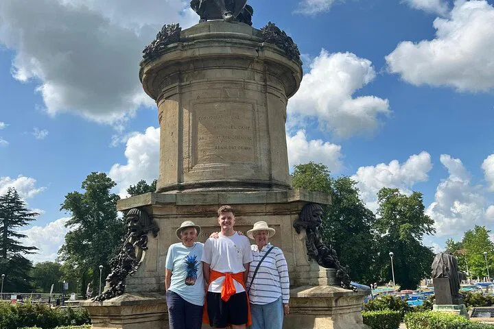 Discover Stratford-Upon-Avon: A Personalized Walking Tour Through Shakespeare's Town