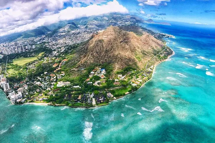 Oahu's Ultimate Day: Diamond Head Hike & North Shore Tour!
