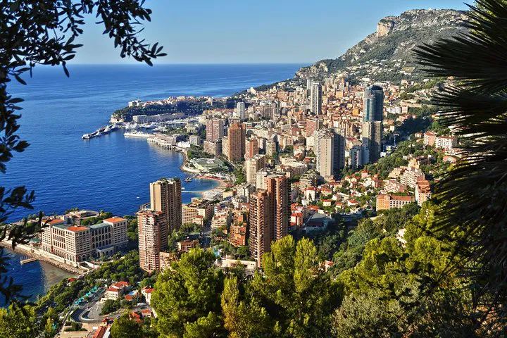 Riviera's Glamour: Monaco & Eze Small Group Day Trip from Cannes
