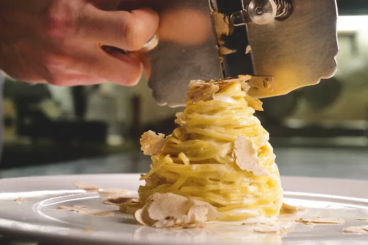 Unearth Culinary Gems: Private Truffle Cooking Class in Langhe