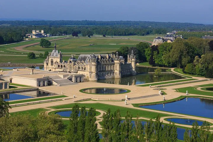Chantilly Castle: A Luxurious Private Journey Through History