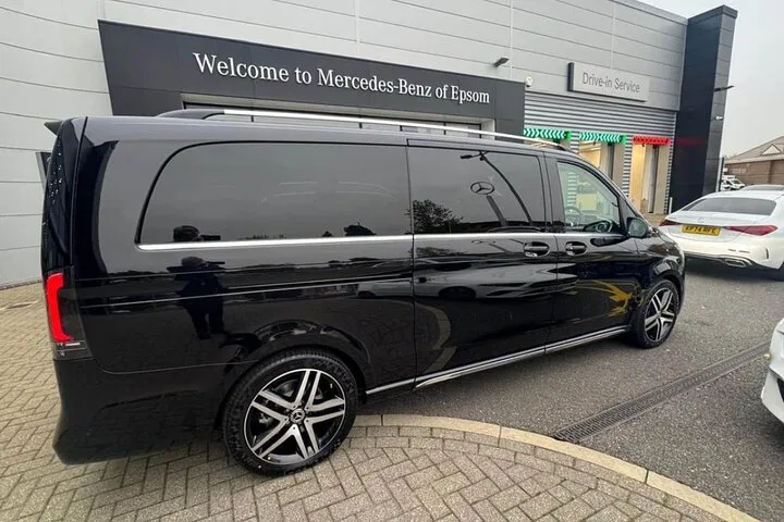 Luxury Heathrow Transfer: Experience London in Style & Comfort