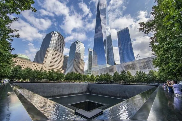 Reflect & Remember: Private 9/11 Memorial & Historic Wall Street Journey