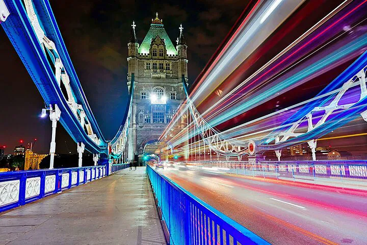 London Nights: Capture the City's Glow on a Photography Tour