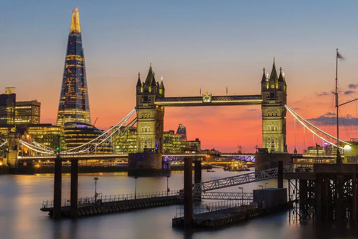 Discover London's Landmarks: Your Exclusive 5-Hour Private Tour