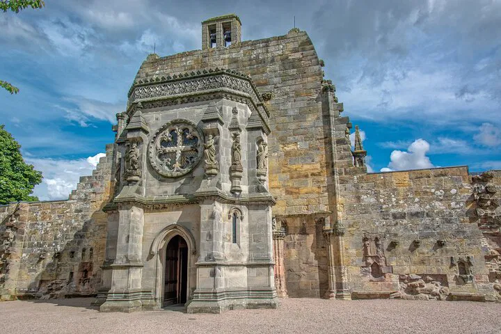 Rosslyn Chapel & Scottish Borders Private Tour