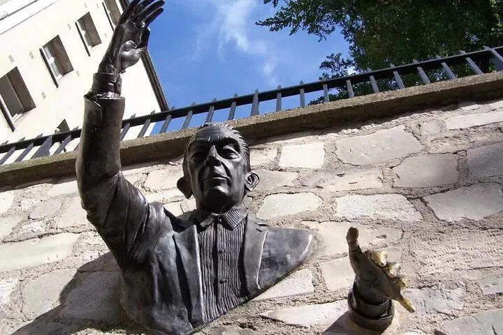 Montmartre Walking Tour: See the Best of Paris