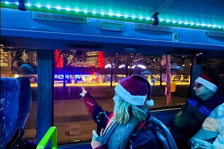 Toronto Holiday Lights Bus Tour: Festive City Views!