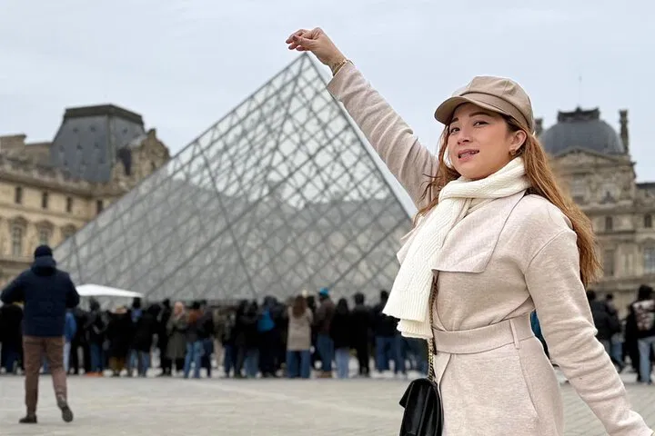 Louvre Audio Tour: Private Transfer, Skip-the-Line