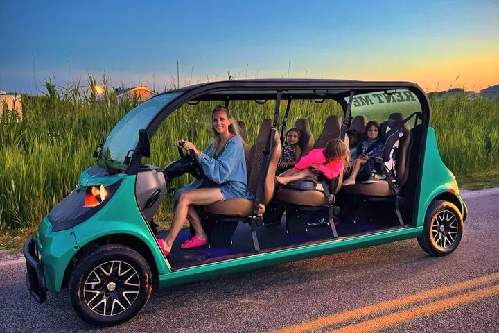 Newport GEM EV Adventure: Explore Belize in Eco-Friendly Style!