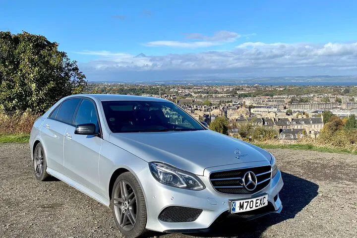 Stress-Free City Transfer: Edinburgh Airport to Glasgow Private Ride