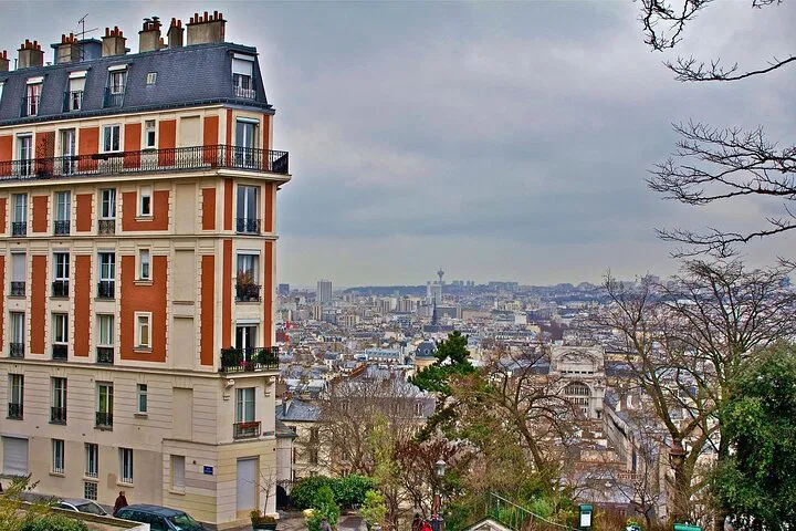 Uncover Montmartre's Bohemian Secrets: A Private Paris Walking Tour