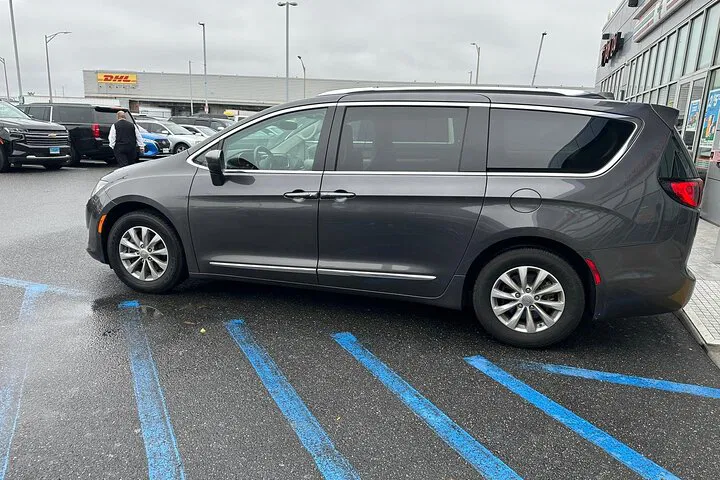 Stress-Free San Diego Port to Airport Transfer: Private & Comfortable!