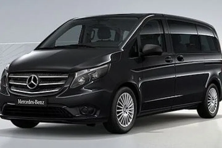 Stress-Free Riviera Transfers: Nice Airport to Cannes with Private Driver
