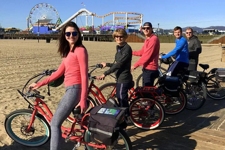 Santa Monica & Venice: Glide Through Iconic Beaches on a Private E-Bike Adventure
