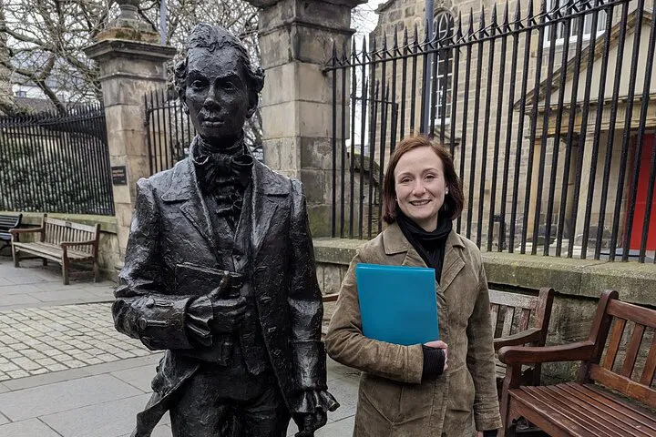 Uncover Edinburgh's Hidden Stories: A Canongate & Royal Mile Walking Tour