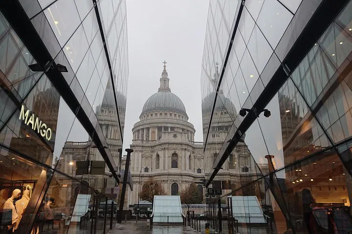 London's Must-See Private Tour: Hidden Gems & More!