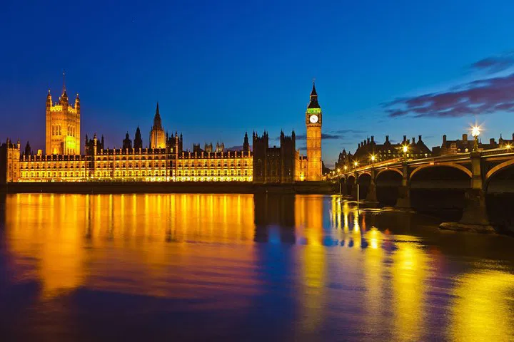 Discover London Your Way: A Personalized Spanish Walking Tour