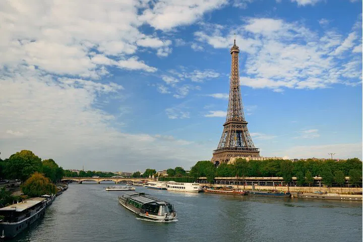 Eiffel Tower Summit & Seine Cruise: Reserved Access