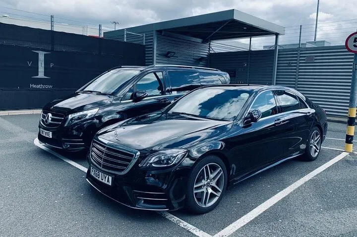 Luxury Chauffeur Transfer: London to Lake District in Style