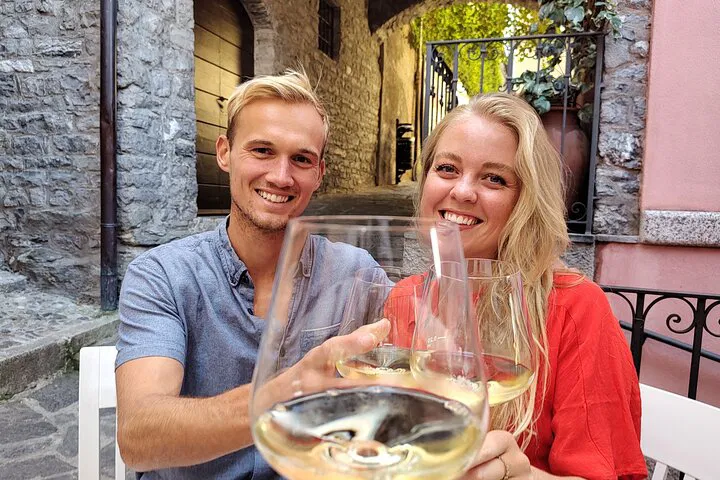Varenna Culinary Walk: Taste Lake Como's Charm