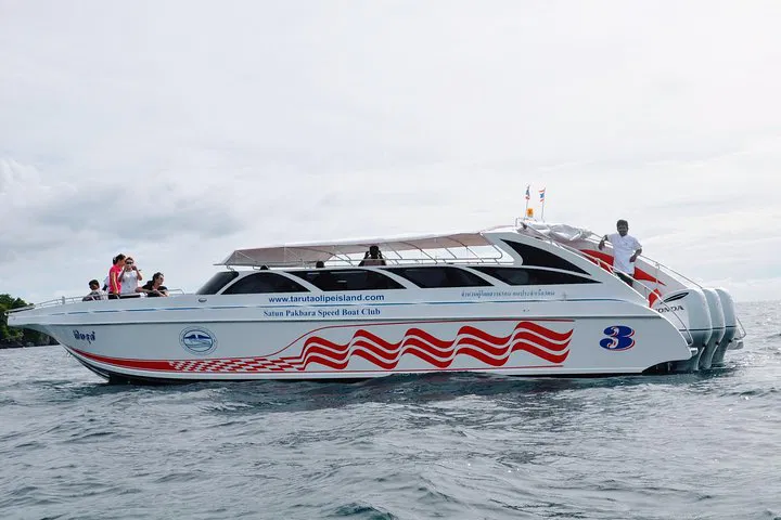 Island Hop: Koh Bulone to Koh Kradan Speedboat Adventure