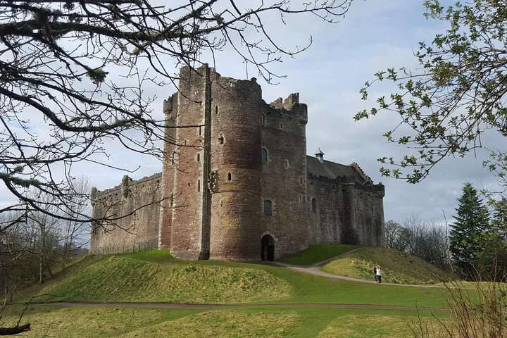 Outlander Private Tour from Edinburgh: Visit Lallybroch!