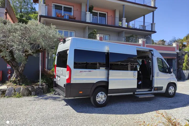 Luxury Private Transfer: Paris to Dijon in Style