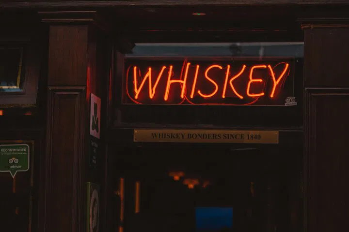 Dublin & Wicklow Pub Tour: History, Scenery & Pints!