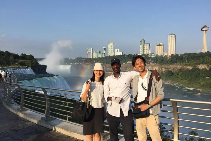 Niagara Falls Adventure: Thrilling Maid of the Mist & Delicious Dining!