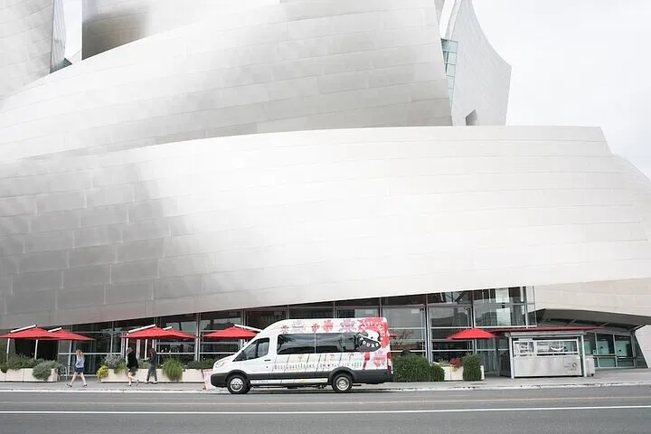 LA Day Tour from Huntington Beach: Private & Guided!