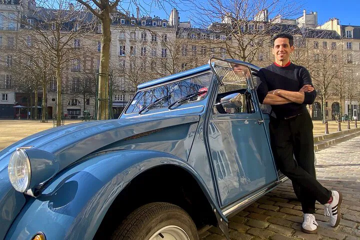 Parisian Charm: Private Citroën 2CV Tour for an Unforgettable Adventure