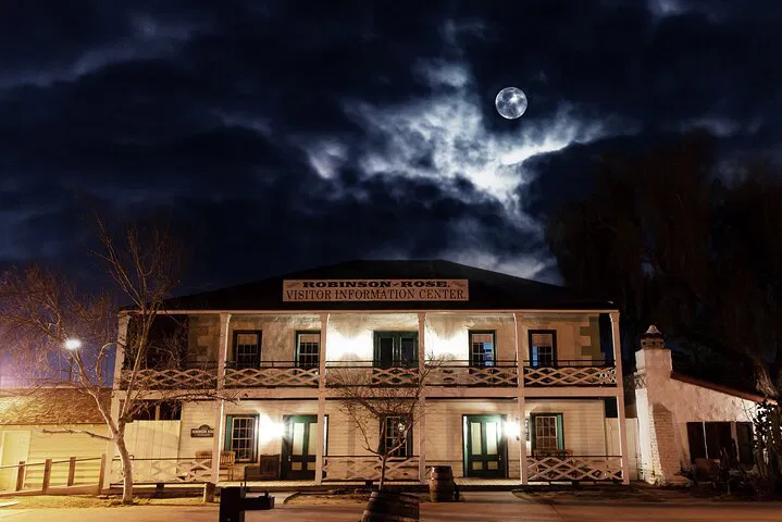 San Diego Ghost Tour: Sinister Shadows & Haunted Tales