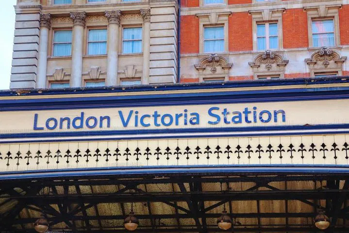 Stress-Free Kensington to Gatwick Airport Transfers: Private & Reliable