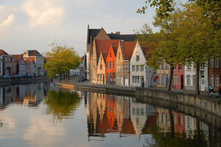 Effortless Paris to Bruges Transfer: Private, Personalized & Punctual